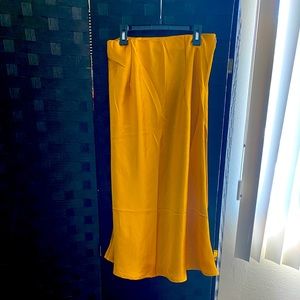 SHEIN Satin skirt midi